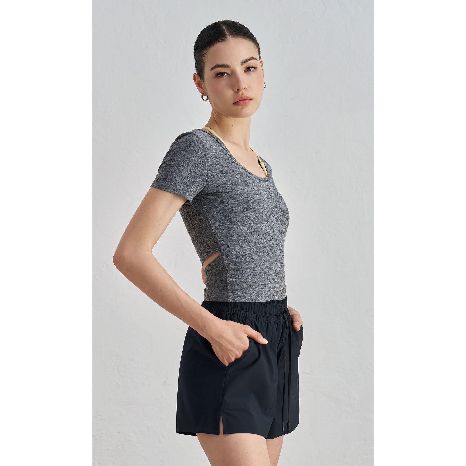 Naked yoga short-sleeved women's slim and thin sports T-shirt, high-end back waist hollow out wear front shoulder fitness top