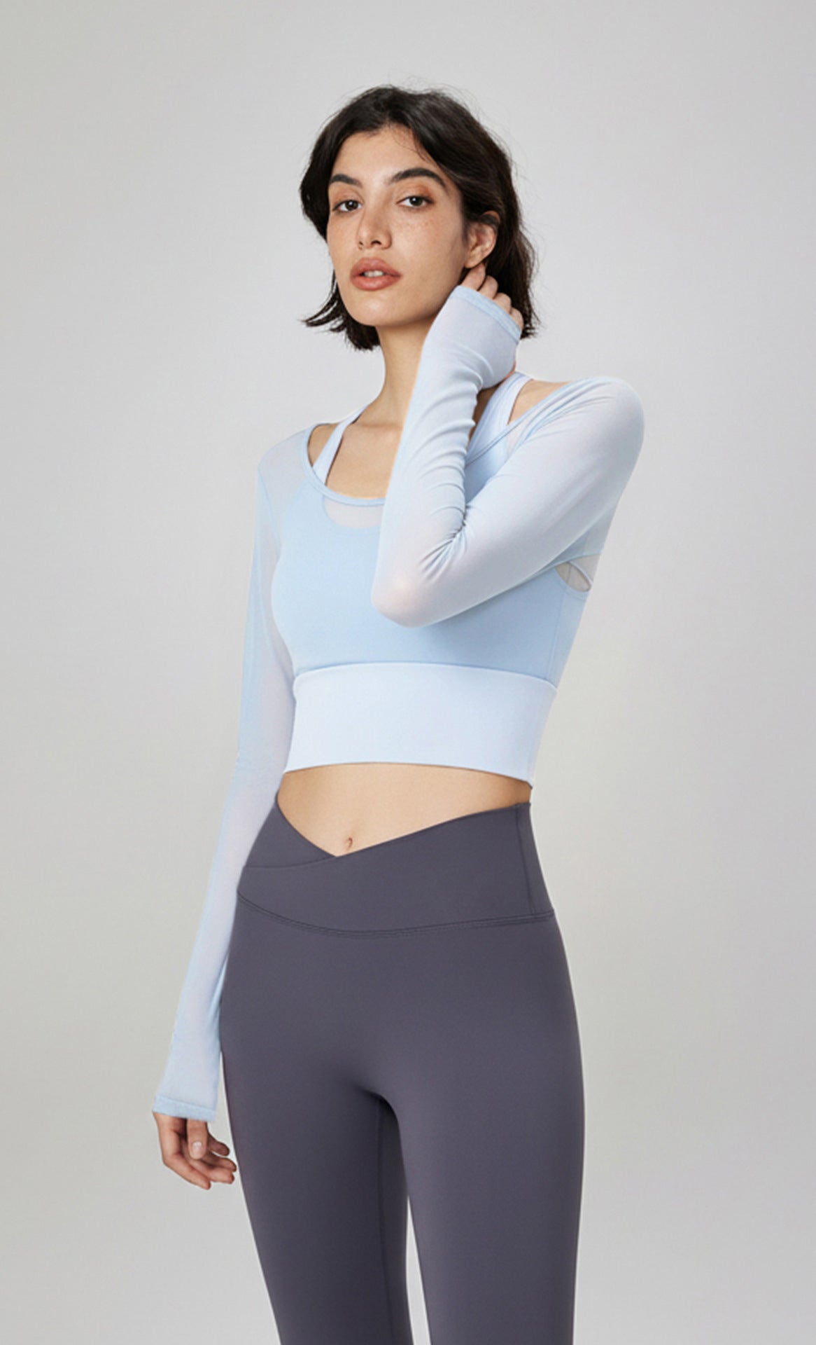 Yoga with chest pads, long sleeves, mesh stitching, fake two-piece yoga clothes, tops, fixed cups, fitness clothes, sports clothes, women's inside