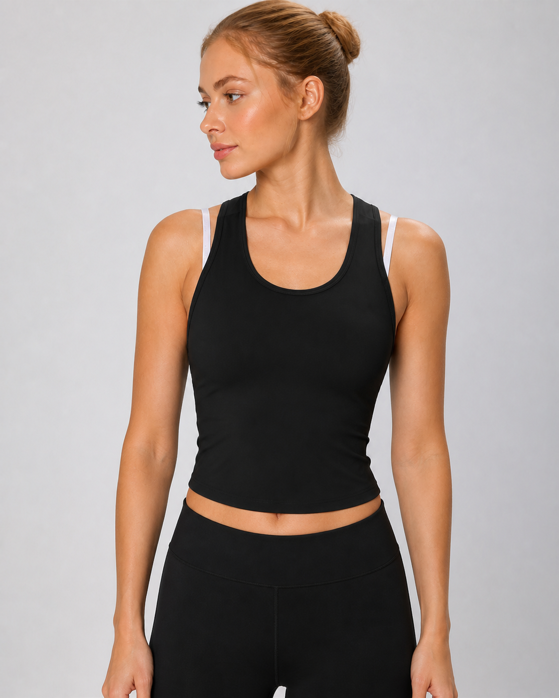 Approved product image 001 | NULS U-Neck Yoga Tank