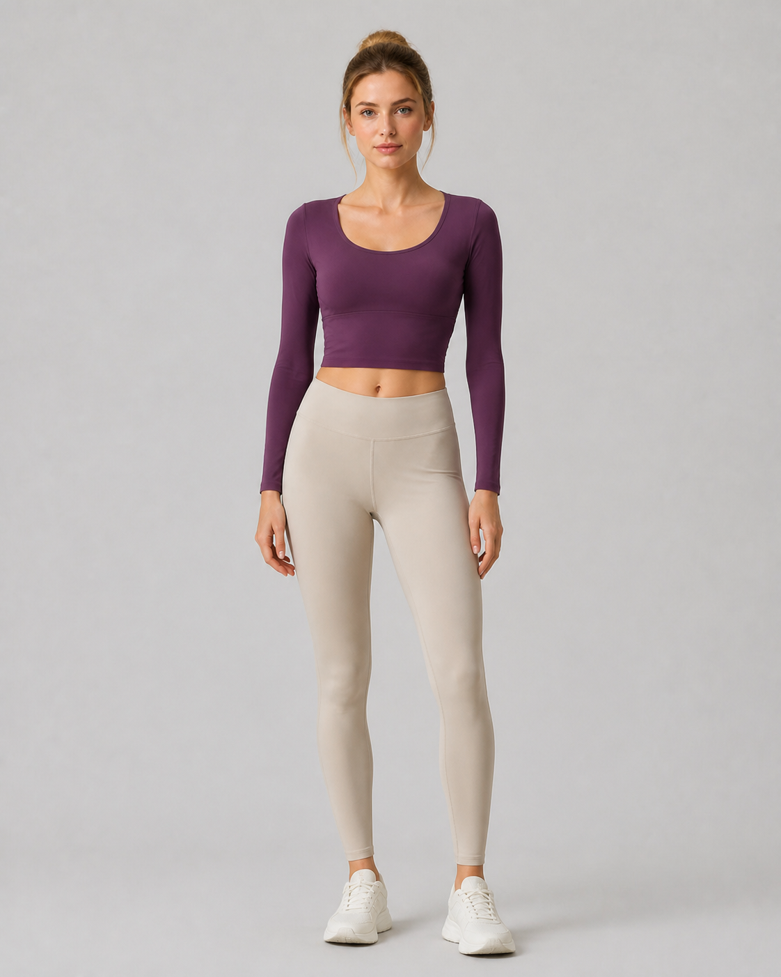 Approved product image 001 | U-Neck Long-Sleeve Padded Yoga Top