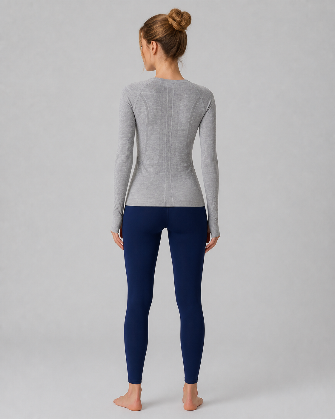 Approved product image 002 | Seamless Long-Sleeve Yoga Top