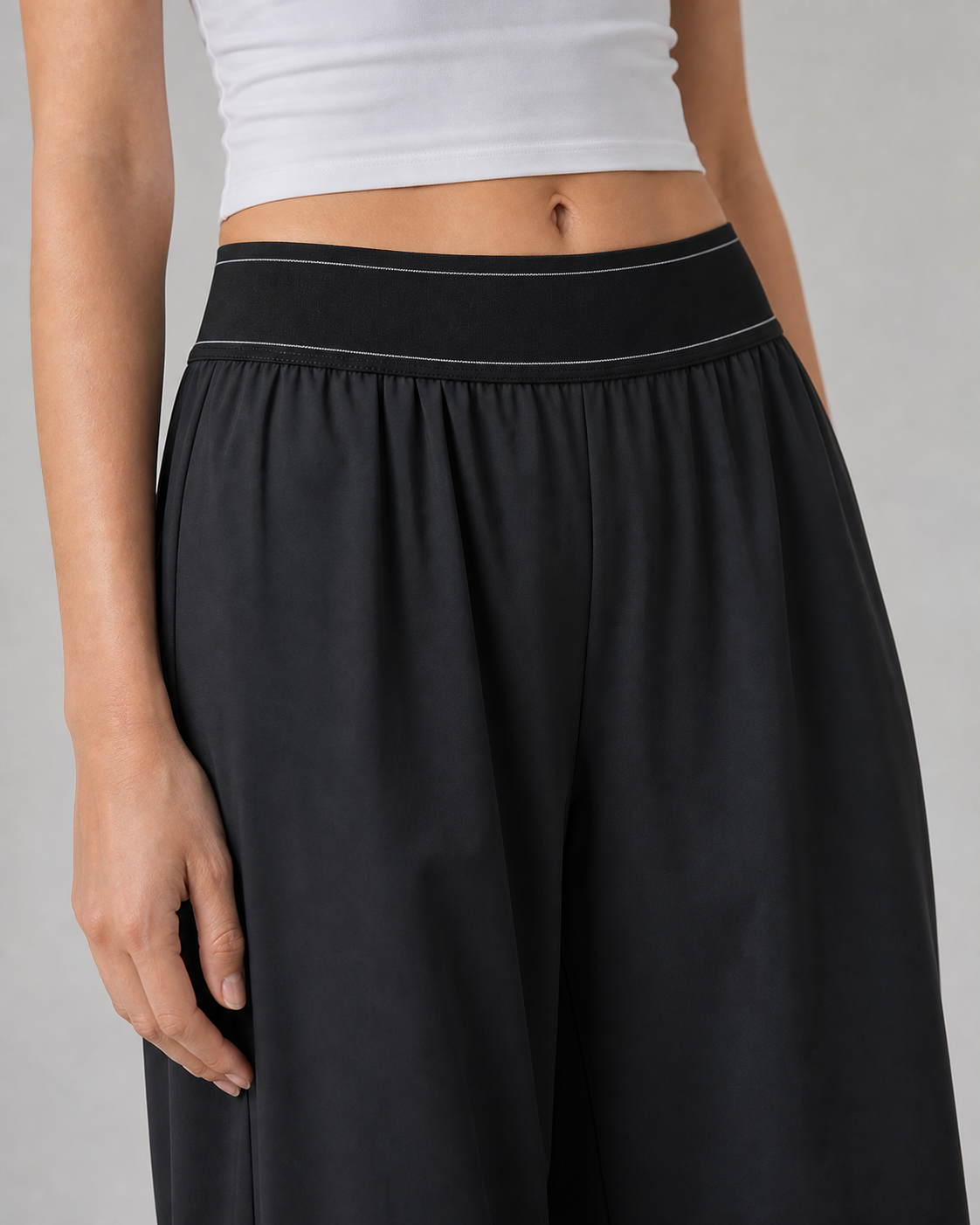Approved product image 004 | Drape Wide-Leg Yoga Pants