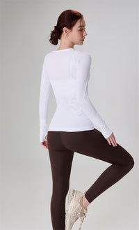 Women's seamless sculpting workout top with crew neck