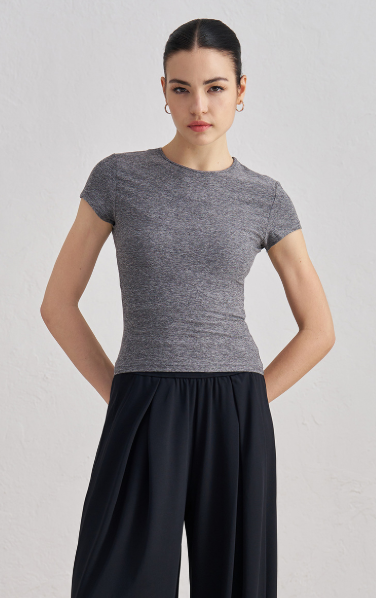 Waist-Slimming Yoga T-Shirt for Women - Short Sleeve Sports Top