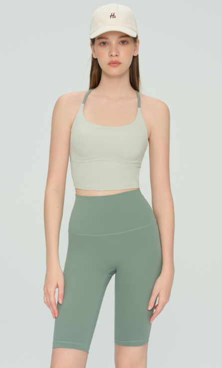 Colorblock Cross-Back Sports Bra fabric detail - women's yoga activewear by Lepeins