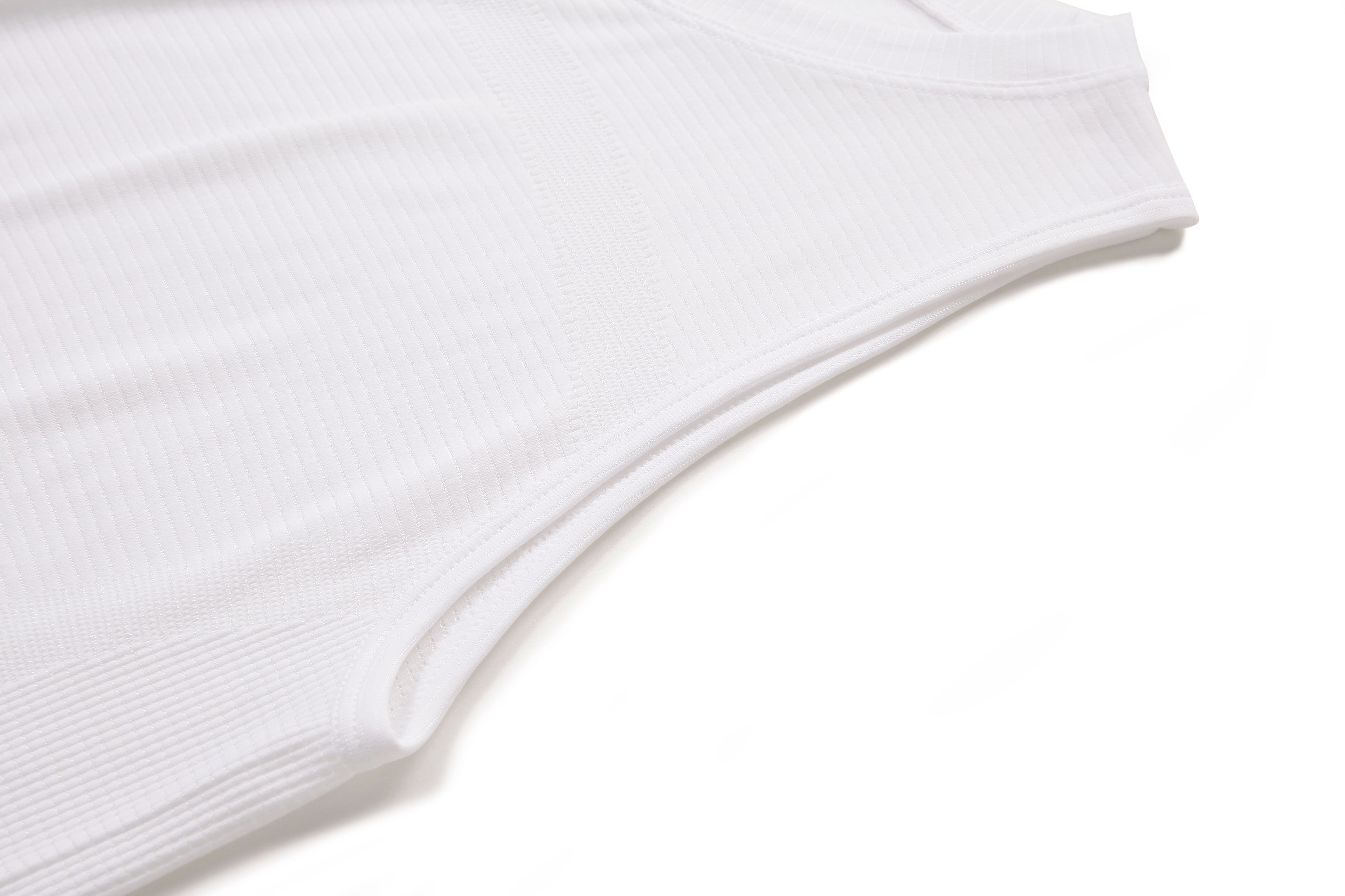 NULS Seamless Breeze Workout Tank side view - women's yoga activewear by Lepeins