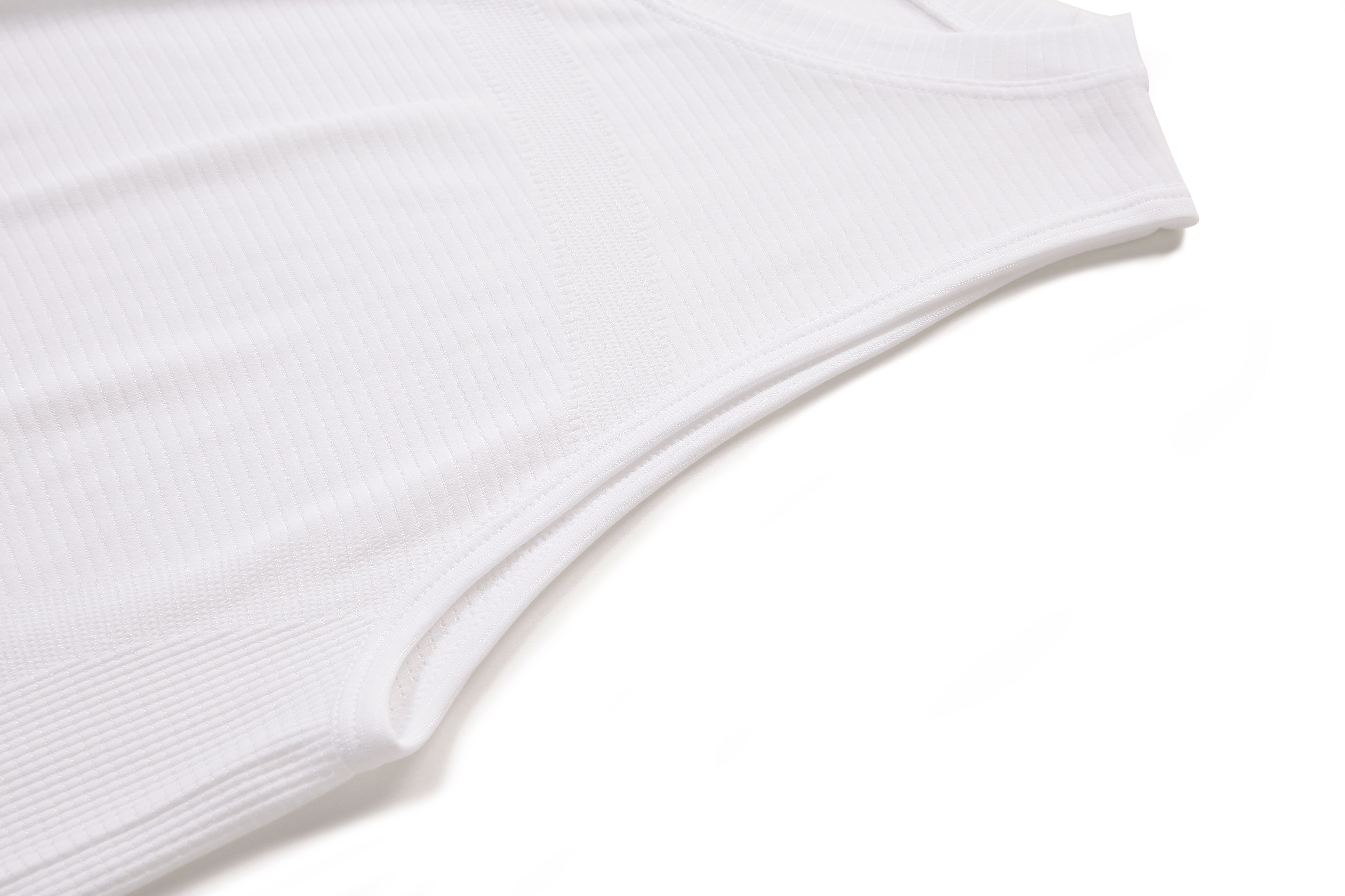 NULS Seamless Breeze Workout Tank side view - women's yoga activewear by Lepeins