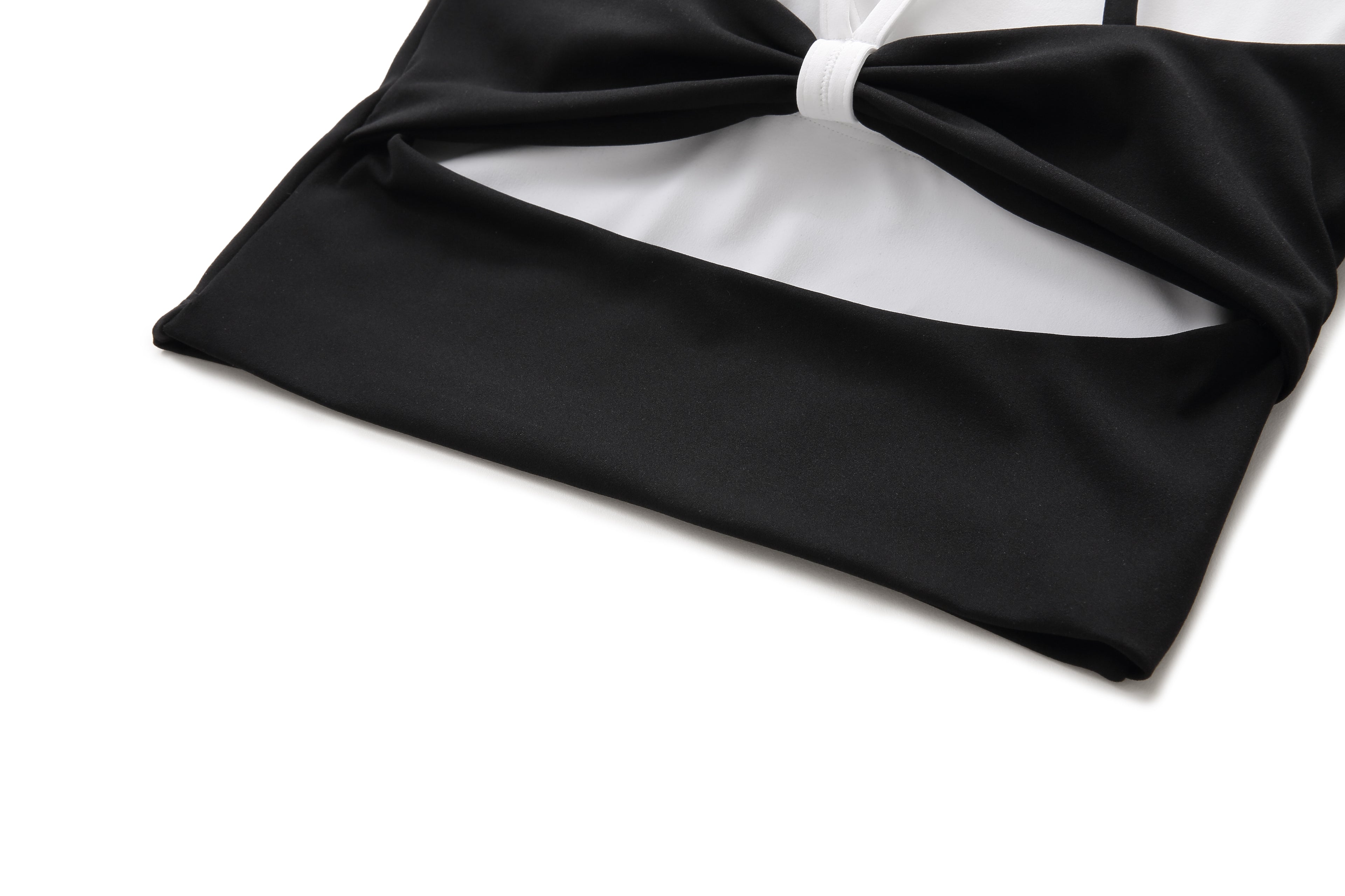 NULS Butterfly Cross-Back Yoga Tank - Faux Layered & Built-In Bra