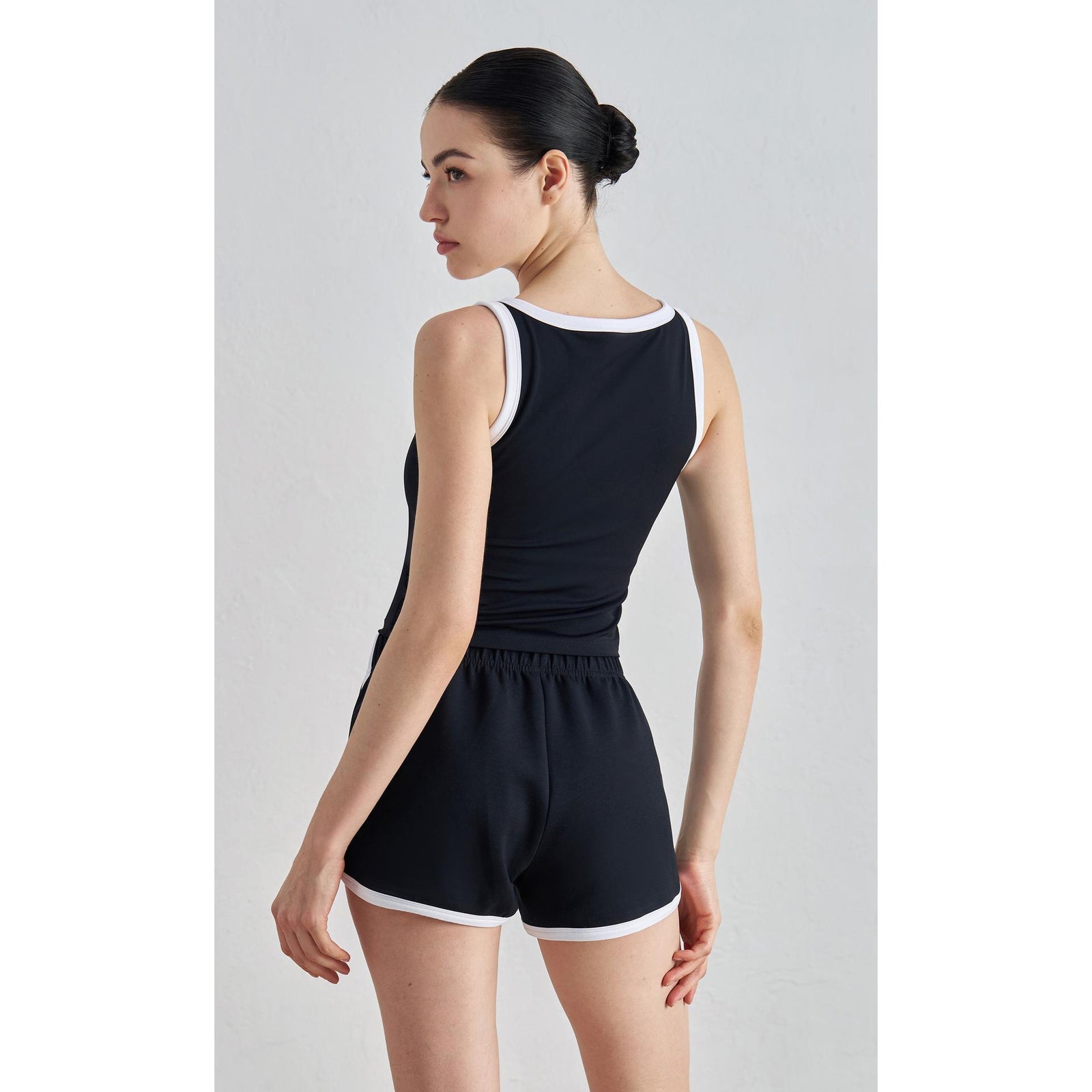 NULS U-Neck Colorblock Sports Bra front view - women's yoga activewear by Lepeins