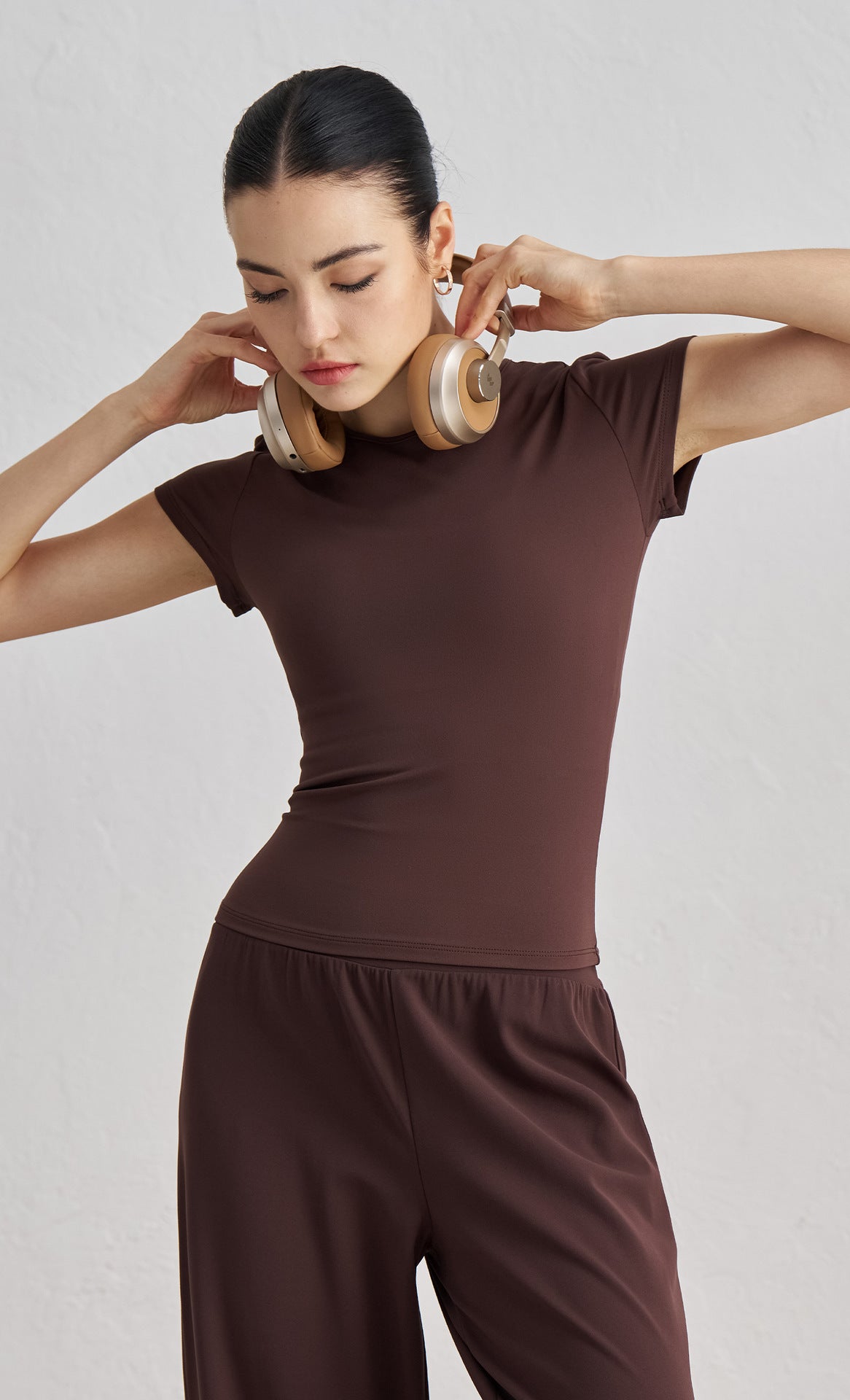 Waist-Slimming Yoga T-Shirt for Women - Short Sleeve Sports Top