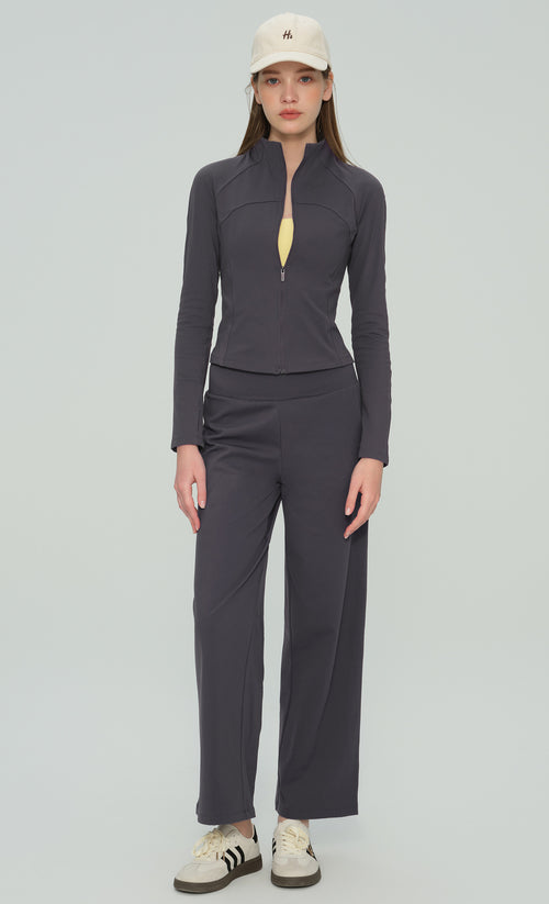 Slimming fit zip-up sports jacket for women