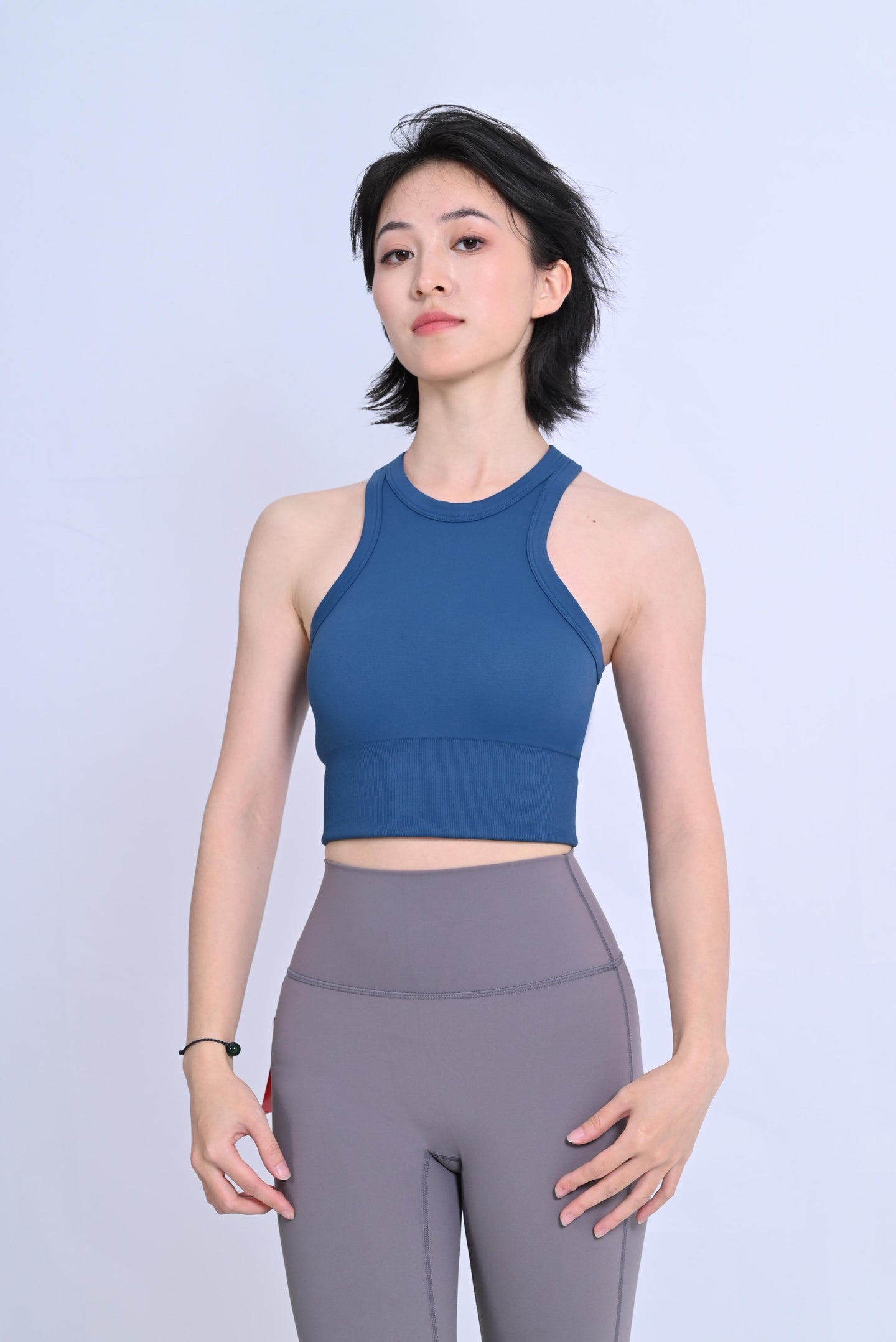 ContourFlex Tank: Seamless Sculpting Yoga Top 服装 Lepeins 