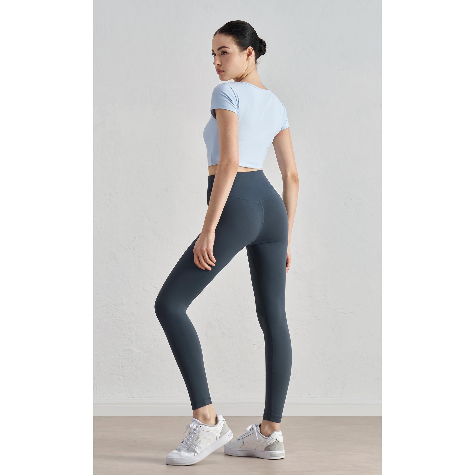 SUN simple and comfortable sports short sleeves skin-friendly nude casual yoga clothes high-end waist and thin fitness T-shirt women